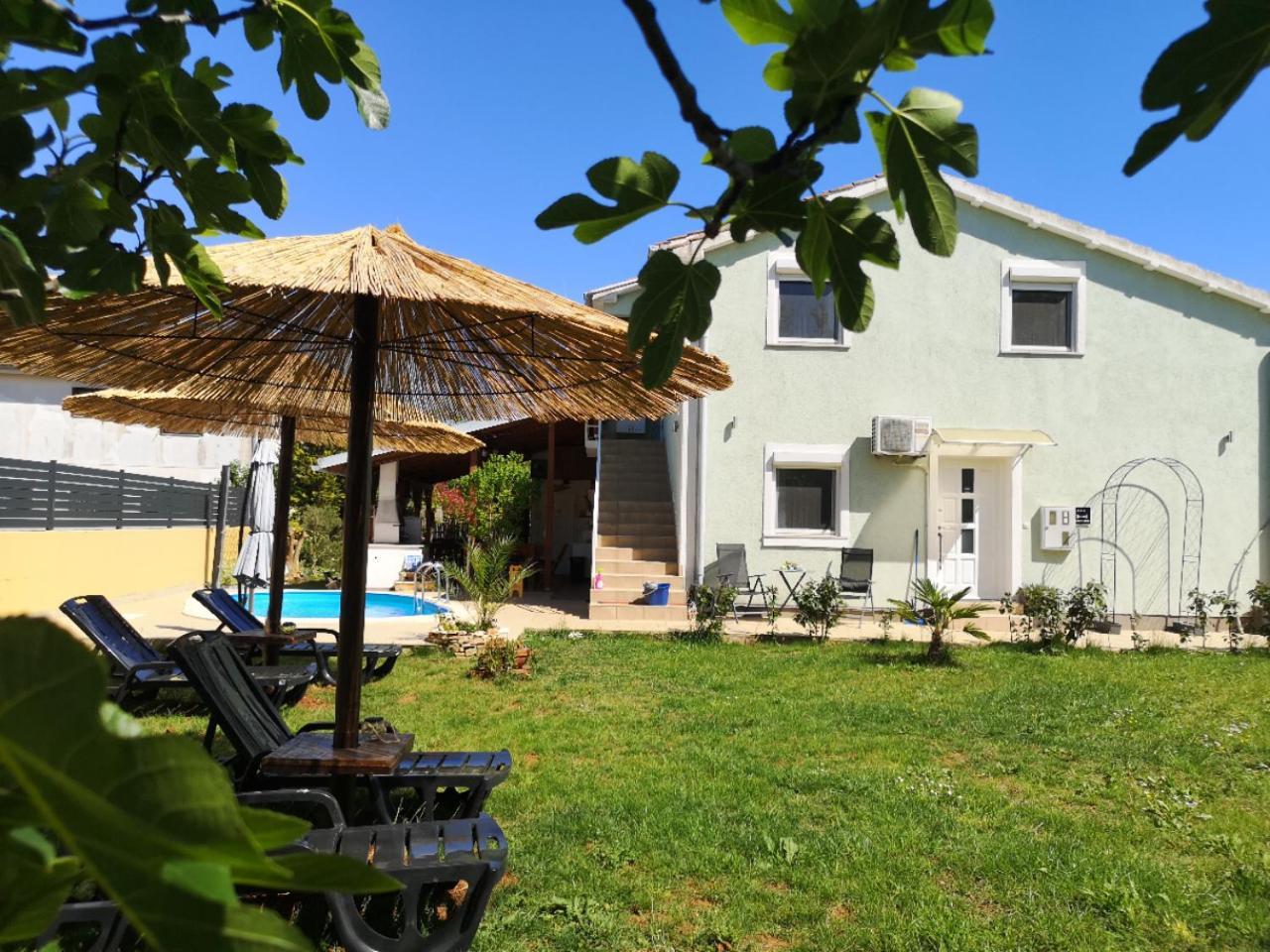 Chillout Apartments With Pool Patricia Fažana Dış mekan fotoğraf